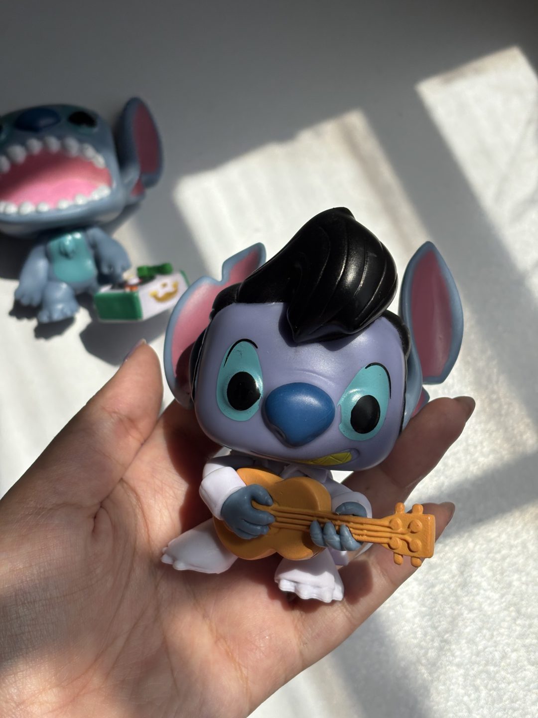 فانکوپاپ استیچ خواننده از روبرو