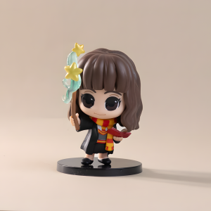 فیگور هرماینی گرنجر با ردای هاگوارتز