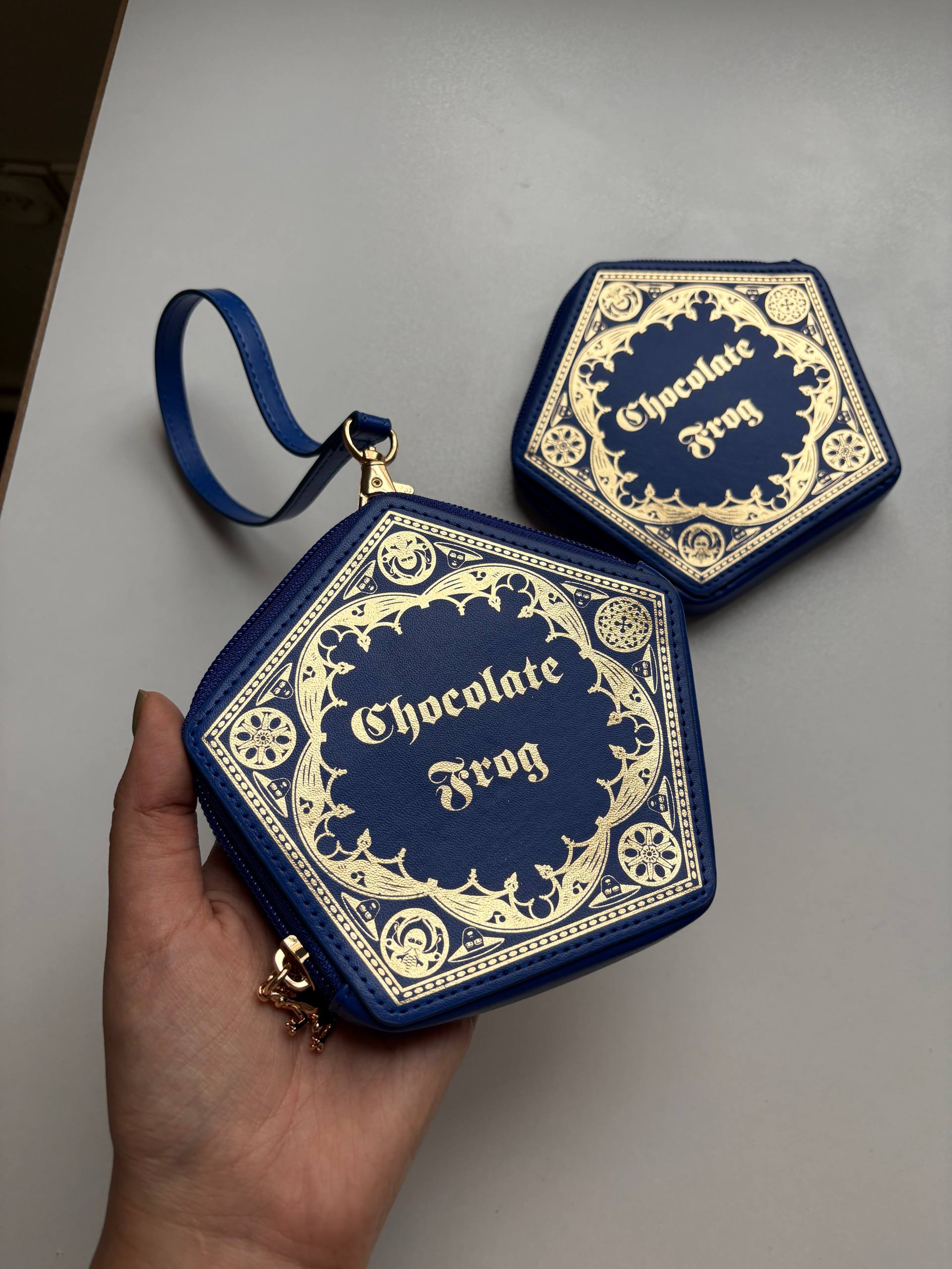 کیف بسته شکلات قورباغه ای