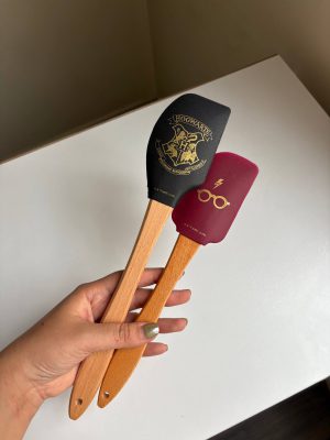 لیسک آشپزی مشکی زرشکی هری پاتر 2 عددی