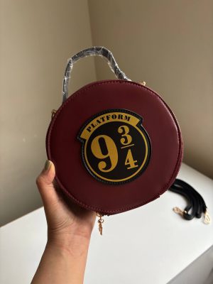 کیف دوشی سکوی نه و سه چهارم