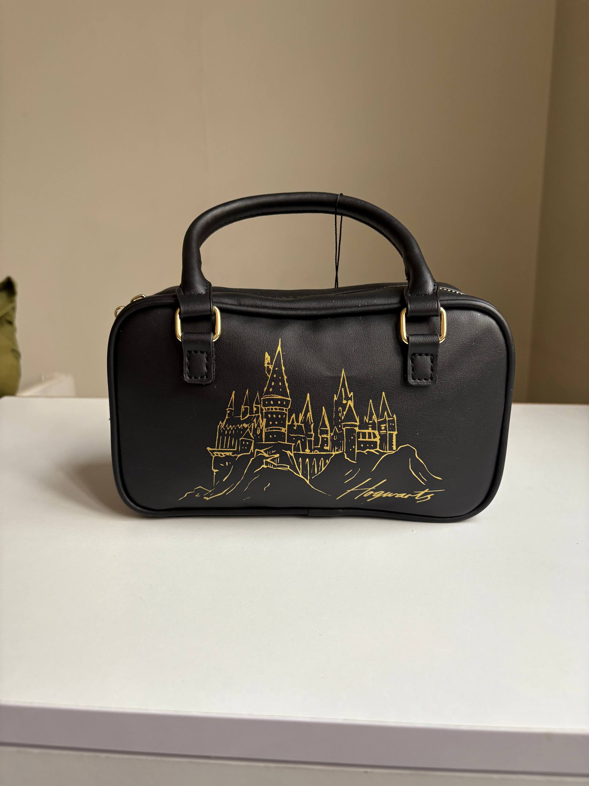 کیف مشکی قلعه هاگوارتز